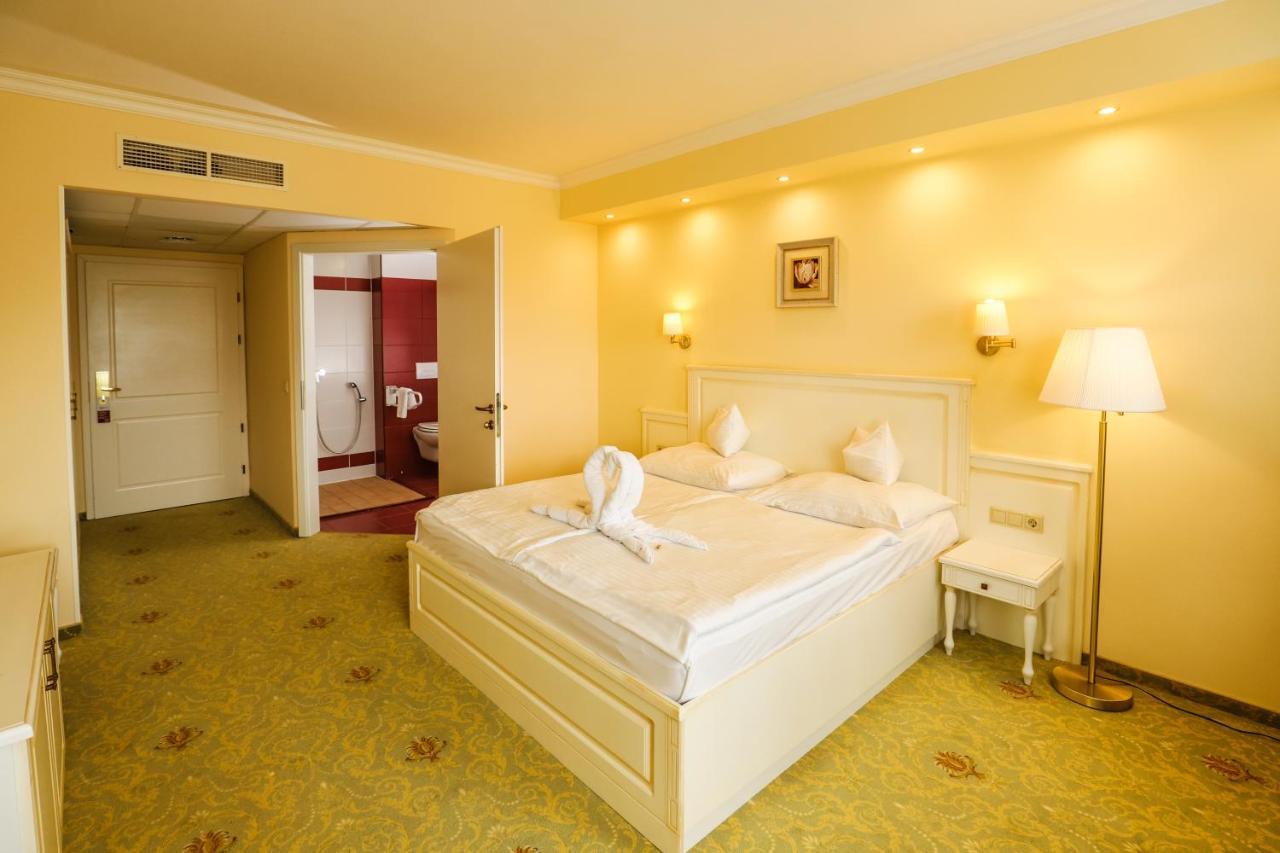 Calimbra Wellness Hotel Superior Miskolc Exteriör bild