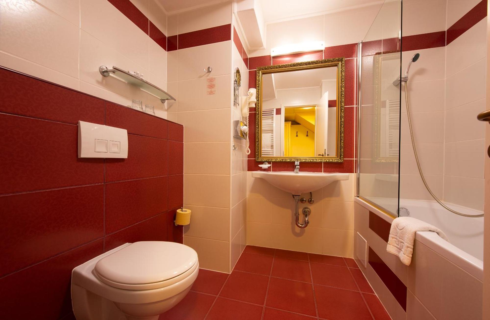 Calimbra Wellness Hotel Superior Miskolc Exteriör bild