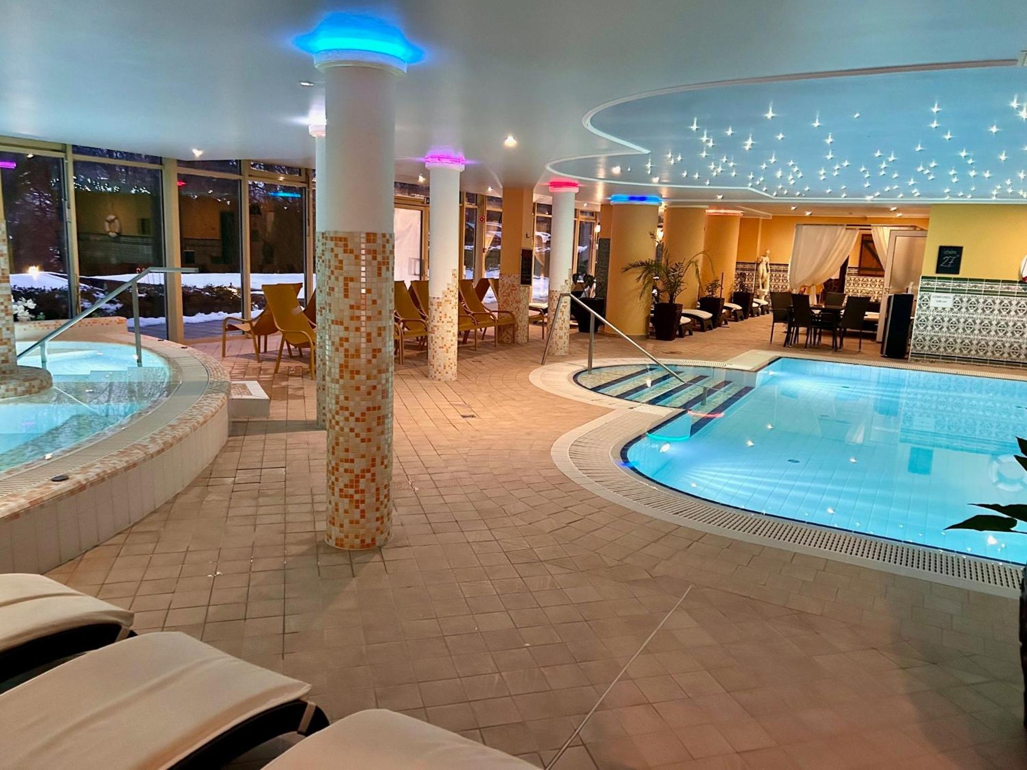 Calimbra Wellness Hotel Superior Miskolc Exteriör bild